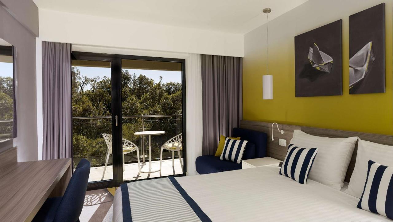 Hotel Park Plaza Arena 3*